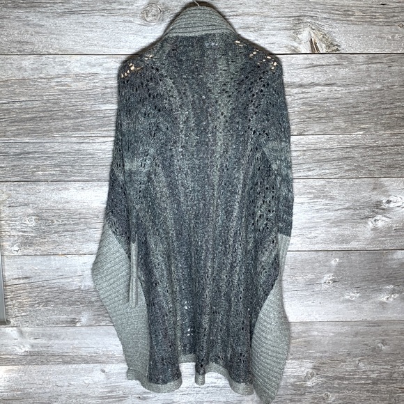 LINE Wool wrap - Picture 5 of 7